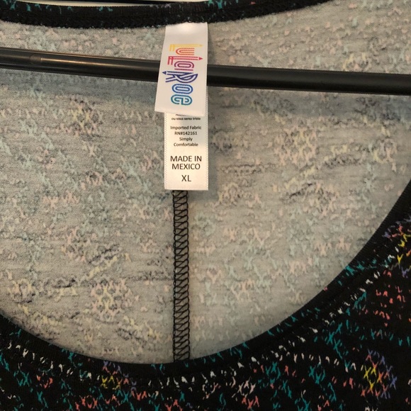 💫LuLuRoe💫 Perfect Tee - XL - Picture 3 of 6